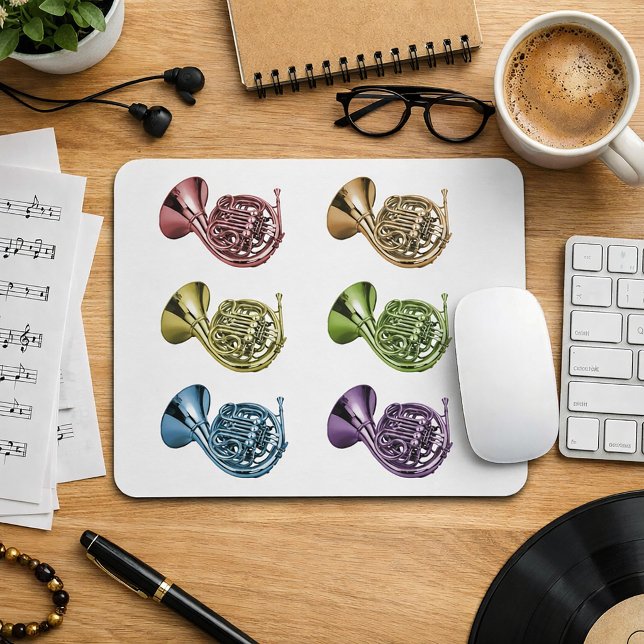 Regenbogenfrenchhorn-Collage-Design Mousepad (A mouse pad with six rainbow french horns.)