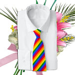 Regenbogenstreifen, Krawatte und Regenbogenflagge<br><div class="desc">Neck Tie (Business): Rainbow Flag & Pride,  LGBT Community / Gender Symbol für lesbische,  schwule,  bisexuelle,  transgender,  quee soziale Bewegungen.</div>