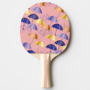 Regenschirme, Tropfen, buntes nahtloses Motiv. Tischtennis Schläger