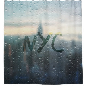 Regentag im NYC Duschvorhang