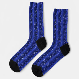 Regentropfen auf blauem Metall Socken