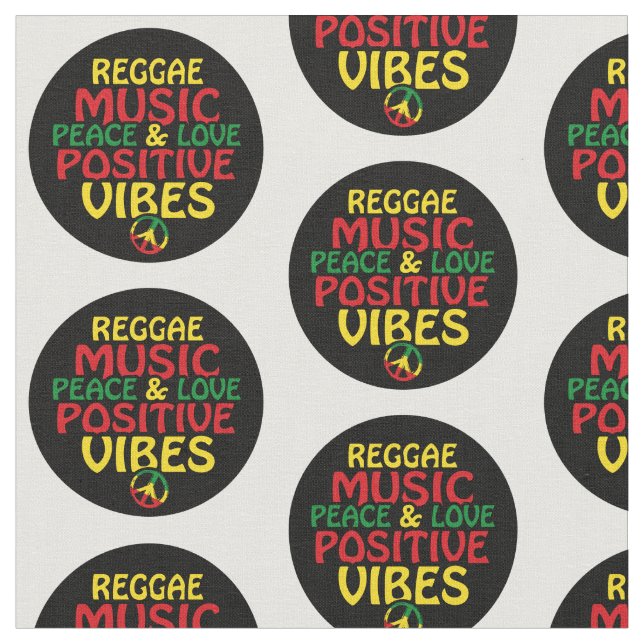 Reggae-Design mit positiven Zitaten und Reggae-Fla Stoff (Nahaufnahme)