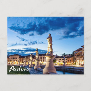 Reihe von illuminierten Statuen in Padova Postkarte