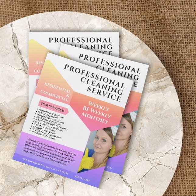Reinigungsservice Business Moderner Flyer (Von Creator hochgeladen)