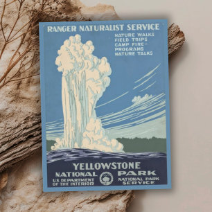 Reise im Vintage-Retro-Stil zum Yellowstone-Nation Postkarte