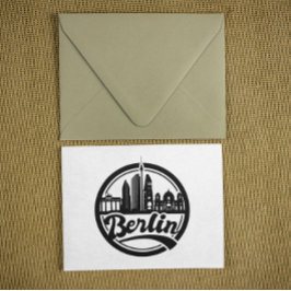 Reisen mit Vintagen Logos in der Stadt Berlin Postkarte