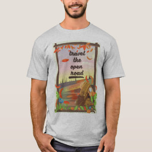 Reisen Sie das Vintage Wanderposter auf der offene T-Shirt