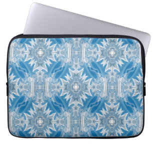 Reisen über Wolken.... Laptopschutzhülle