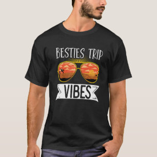 Reisende Flug Urlaub Besties Reise Vibes Sungla T-Shirt