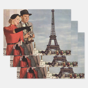 Reisende im Vintage-Stil am Eiffelturm, Paris-Urla Geschenkpapier Set
