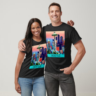 Reiseposter von Seattle unter einem Morgenhimmel T-Shirt