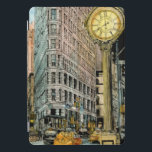 Reiseziele | Vintage Uhr iPad Pro Cover<br><div class="desc">Entdecken Sie das wunderbar gearbeitete Aquarell- und Tintendesign von Melissa Wang und werden Sie von der World Art Group on Zazzle begeistert. Dieses Bild zeigt das New Yorker Flatiron Gebäude und die 5. Avenue Uhr, umgeben von der Hektik des Alltags in der Stadt. Karo in den Gebäude und in der...</div>