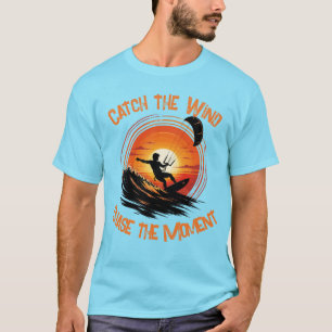 Reite auf der Feuerwelle Kitesurfing Sonnenunterga T-Shirt
