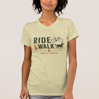 Reite Gehe Hund Besitzer Radfahren Lebensstil T-Shirt