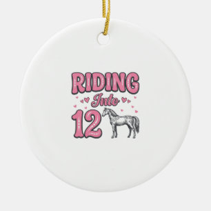 Reiten in den 12 Pferde-Geburtstags-Vektor-Design_ Keramik Ornament