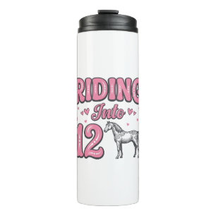 Reiten in den 12 Pferde-Geburtstags-Vektor-Design_ Thermosbecher