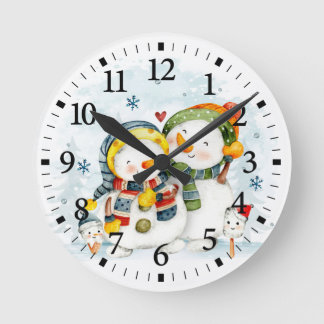 Reizende Weihnachts-Schneemann und Frau Runde Wanduhr