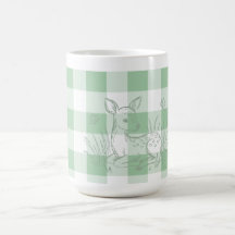 Reizender grüner Karo-Kaffeebecher
