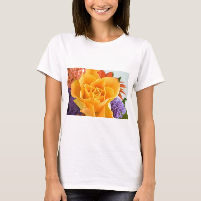 REIZENDES BLUMEN T-Shirt (Vorderseite)