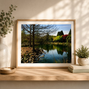 Reizvolle Aussicht am See Fotodruck