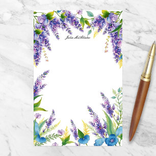 Reizvolle Blumenblüten in Lila und Blau Briefpapier