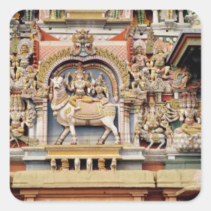 Relief zur Darstellung von Shiva und Parvati Quadratischer Aufkleber