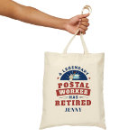 Remüde Postarbeiter Mailman Pensionierung Keepake Tragetasche<br><div class="desc">Personalisieren Sie diesen niedlichen und hübschen Mailman-Pensiongag,  der "Ein legendärer Postarbeiter hat sich gebeugt",  indem Sie auf den "Personalisieren" Button oben klicken. Das ist ein tolles Geschenk für Ihren Briefträger,  der Ihre E-Mails über die Jahre hinweg geliefert hat. Perfekt für Familienmitglieder</div>