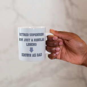 Remüde Superhero jetzt nur noch eine regelmäßige L Kaffeetasse