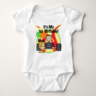 Rennwagen-1. Geburtstags-T-Shirts und Geschenke Baby Strampler