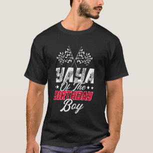 Rennwagen Yaya des Geburtstagsjungen der Rennfamil T-Shirt