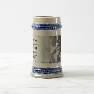 Rentenankündigung mit alten Spulen Bierglas