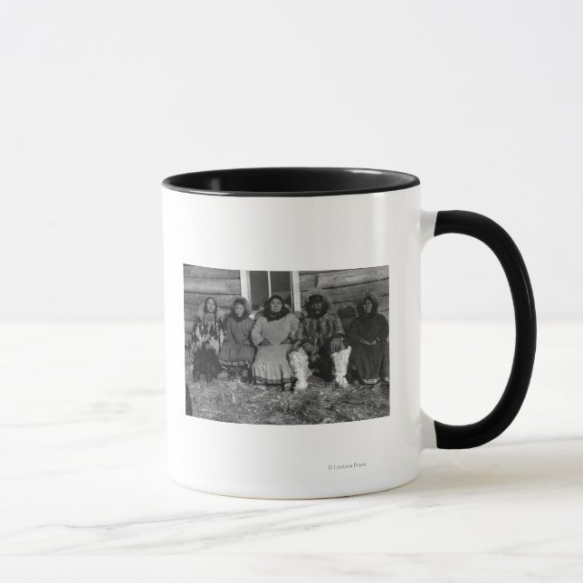 Rentier Mary und ihre Familie in Alaska Tasse (Rechts)