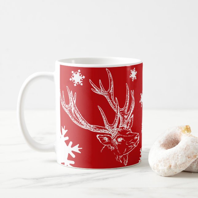 Rentiere und Schneeflocken Rote Tasse (Mit Donut)