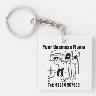 Reparatur und Wartung von Kraftfahrzeugen. Schlüsselanhänger