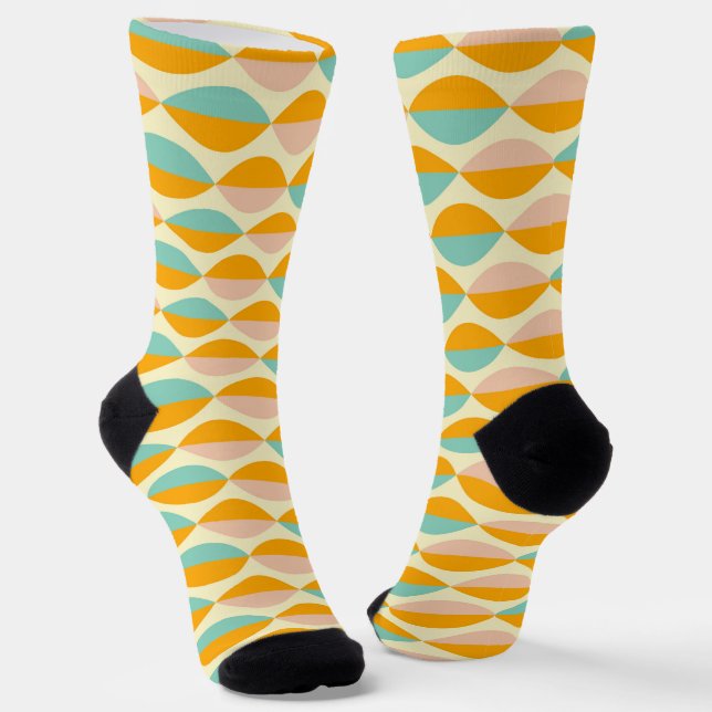 Repeating geometric pattern in beige background socken (Gewinkelt)