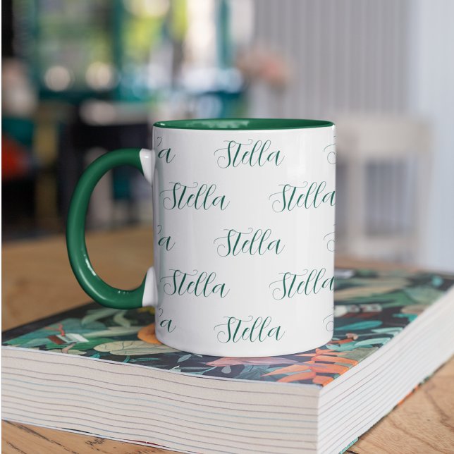 Repeating Name in Green on White Tasse (Von Creator hochgeladen)