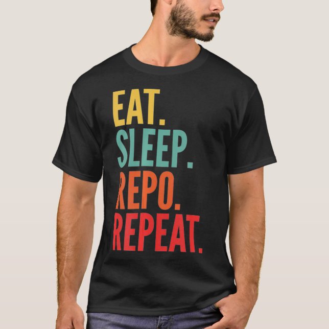 Repo Krypto essen Schlafresektion Wiederholung  T-Shirt (Vorderseite)