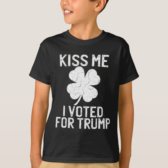 Republican St Patricks Day Shirt Kiss Me I Voting  (Vorderseite)