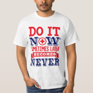 rescue service work paramedic first aider T-Shirt