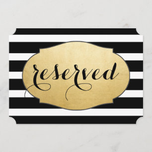 Reserviertes Hochzeitsschild mit schwarzen Streife Einladung