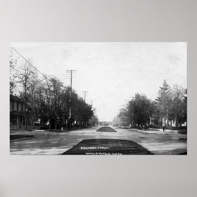 Residence Street Scene Poster (Vorne)