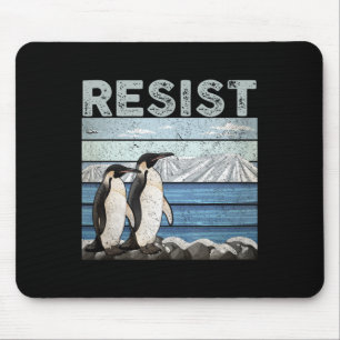 Resist Penguin-Aktivismus Mousepad
