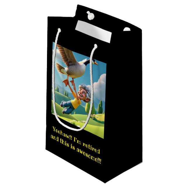 " RETIRED and HAPPY " Kleine Geschenktüte (Vorderseite Schrägansicht)
