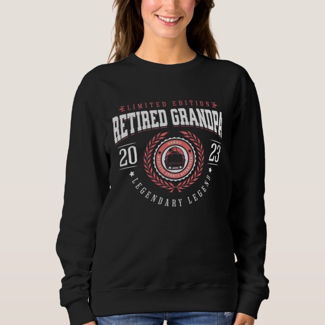 Retired Grandpa Promoted To Grandpa 2023 Hawaii Re Sweatshirt (Vorderseite)