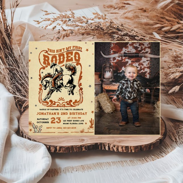 Retro 2. Rodeo Western Cowboy Birthday Foto Einladung (Von Creator hochgeladen)