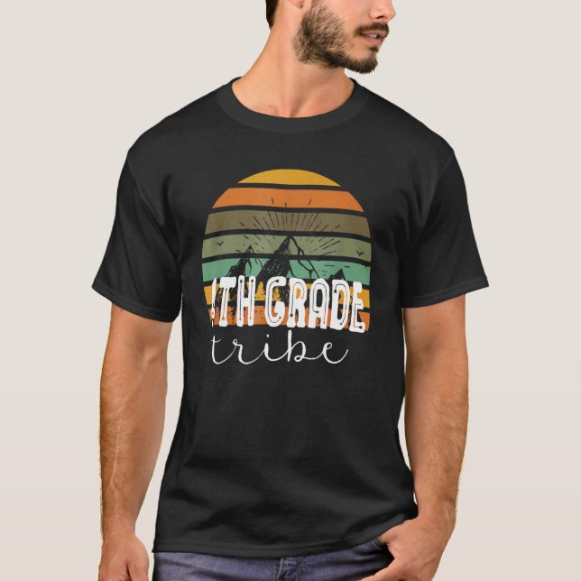 Retro 4th Grade Tribe Fourth Grade Back To School  T-Shirt (Vorderseite)