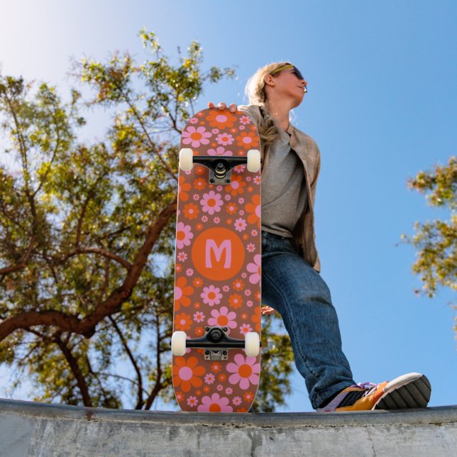 Retro 70er Floral Muster Personalisiert Skateboard (Außenbereich 1)