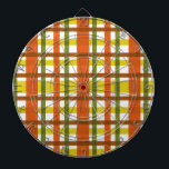 Retro 70er orange Gelb kariert Dartscheibe<br><div class="desc">Dieser funky, ursprüngliche Entwurf 70s-inspired wird gemacht, um wie groovy Siebzigerjahre oder späte Sechzigerjahre Vintages kariertes in den Schatten der Orange, des Goldgelbs, des Moosgrüns und des rotbraunen auf Weiß auszusehen. Das nahtlose karierte Muster wird etwas beunruhigt, also schaut es, wie es an gemalt worden ist. Dieses ist ein coole,...</div>