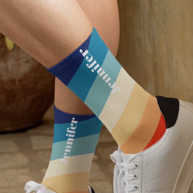 Retro 70er Streifen Personalisierter Name Socken (Von Creator hochgeladen)