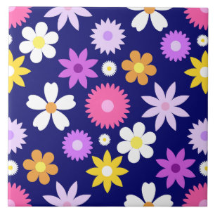 Retro 70er Style Blume Rpt Muster auf Dunkelblau Fliese